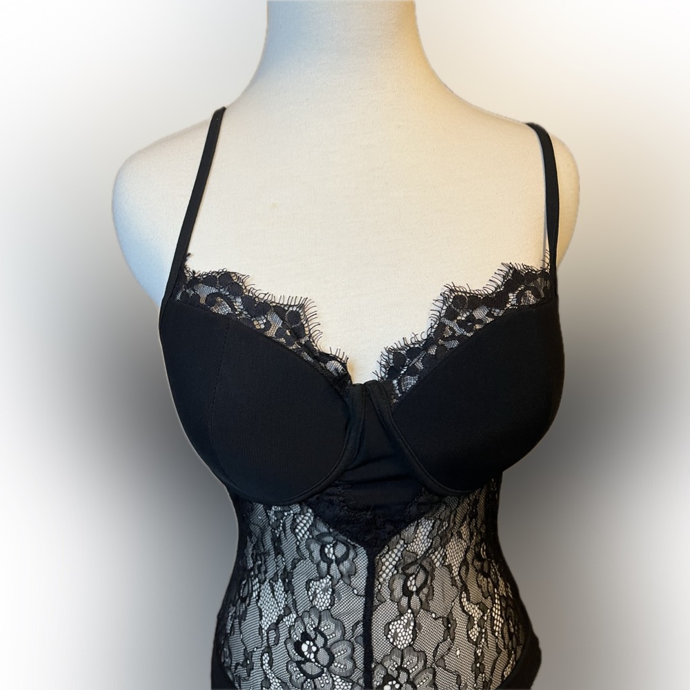 Haute Monde Black Lace Bodysuit size M - Picture 2 of 15